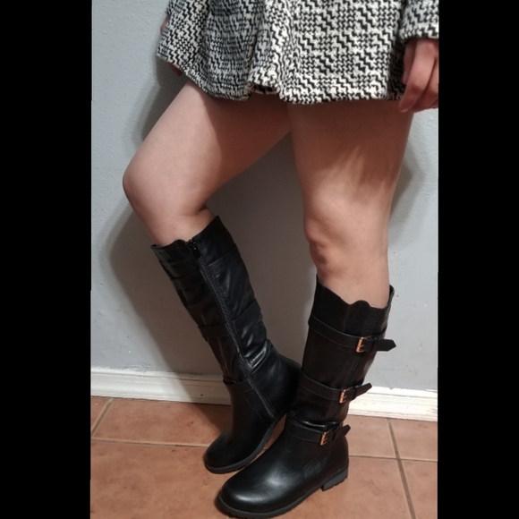 Alexa Buckle Knee High Motorcycle  Boots - Picture 7 of 9